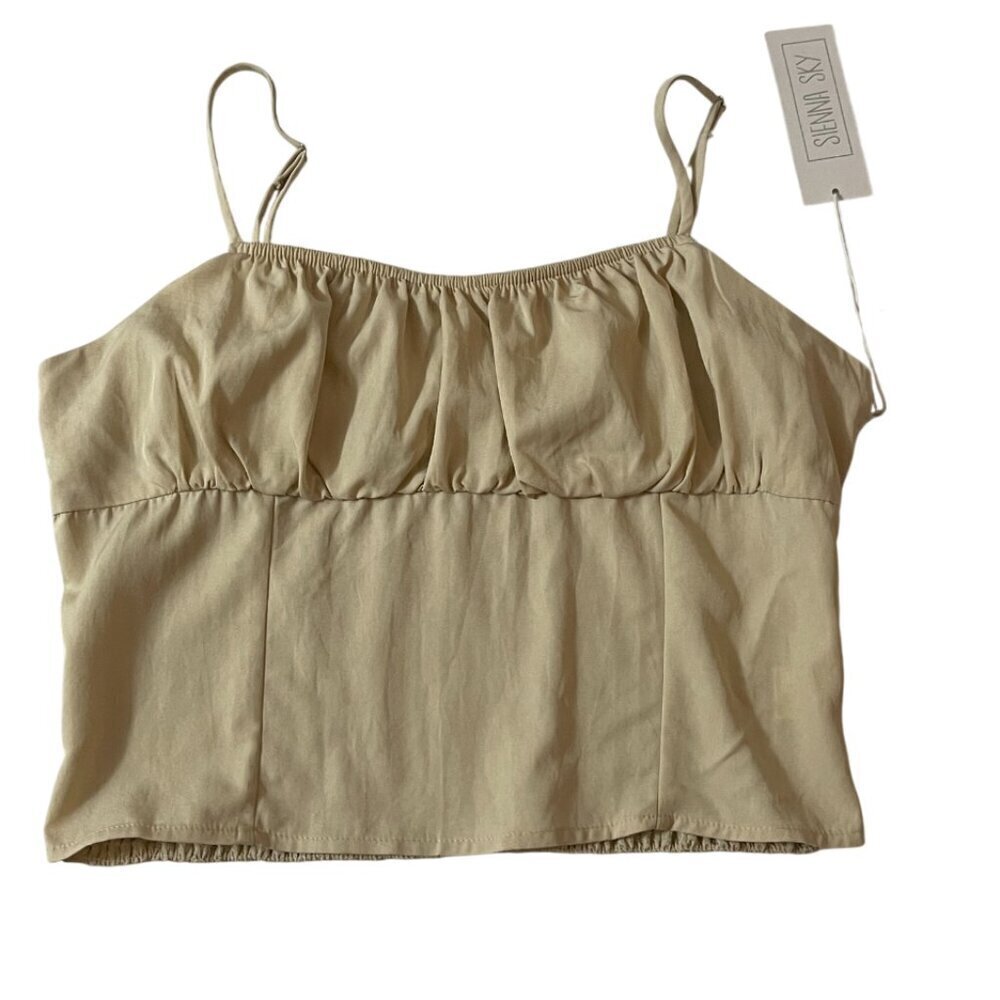Sienna Sky Short Sleeve top cream Sweetheart Yops. Size L. Made in Vietnam.